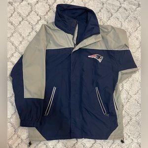 NFL Patriots Windbreaker - Men’s Medium